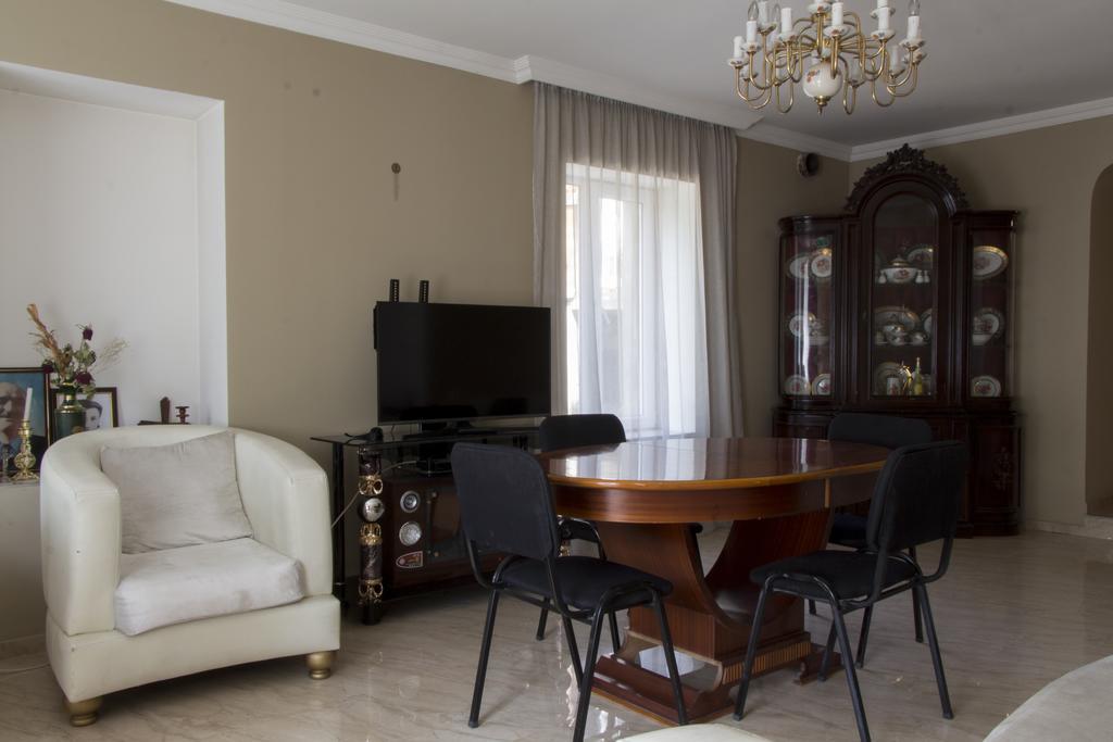 Guesthouse Ori Beli In Mestia Exterior photo